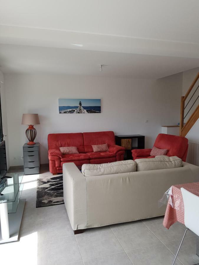Ideal Famille&groupe D'amis - 4min A Pied De La - Parking Prive - Wifi Gratuit - Terrasse - Calme - Draps Et Serviettes Fournis Holiday home